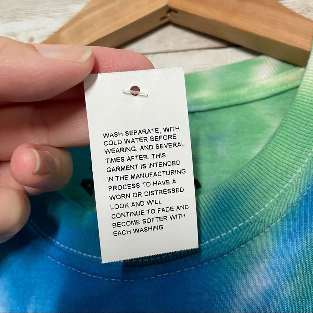 NWOT Jimi Hendrix Tie Dye Graphic Band T-Shirt Blue Pink Boho Festival Size S - Picture 5 of 8